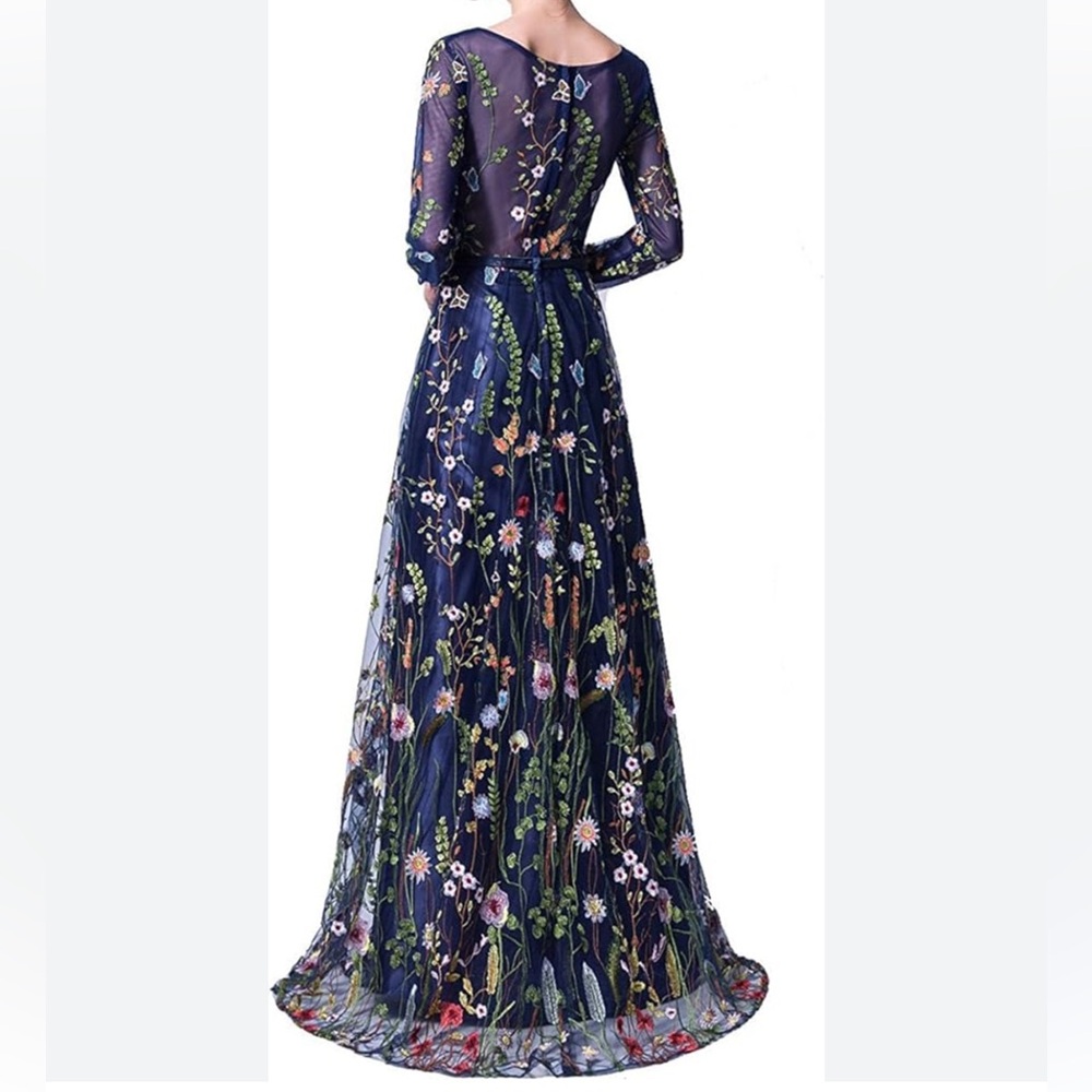 Elegant Floral Embroidered Mesh Overlay Maxi Dress